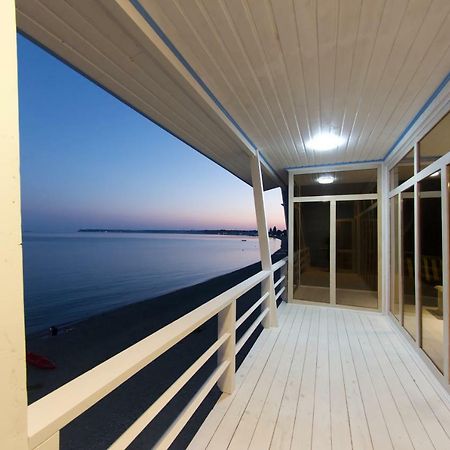 Captain Black Hotel Pizunda Eksteriør bilde