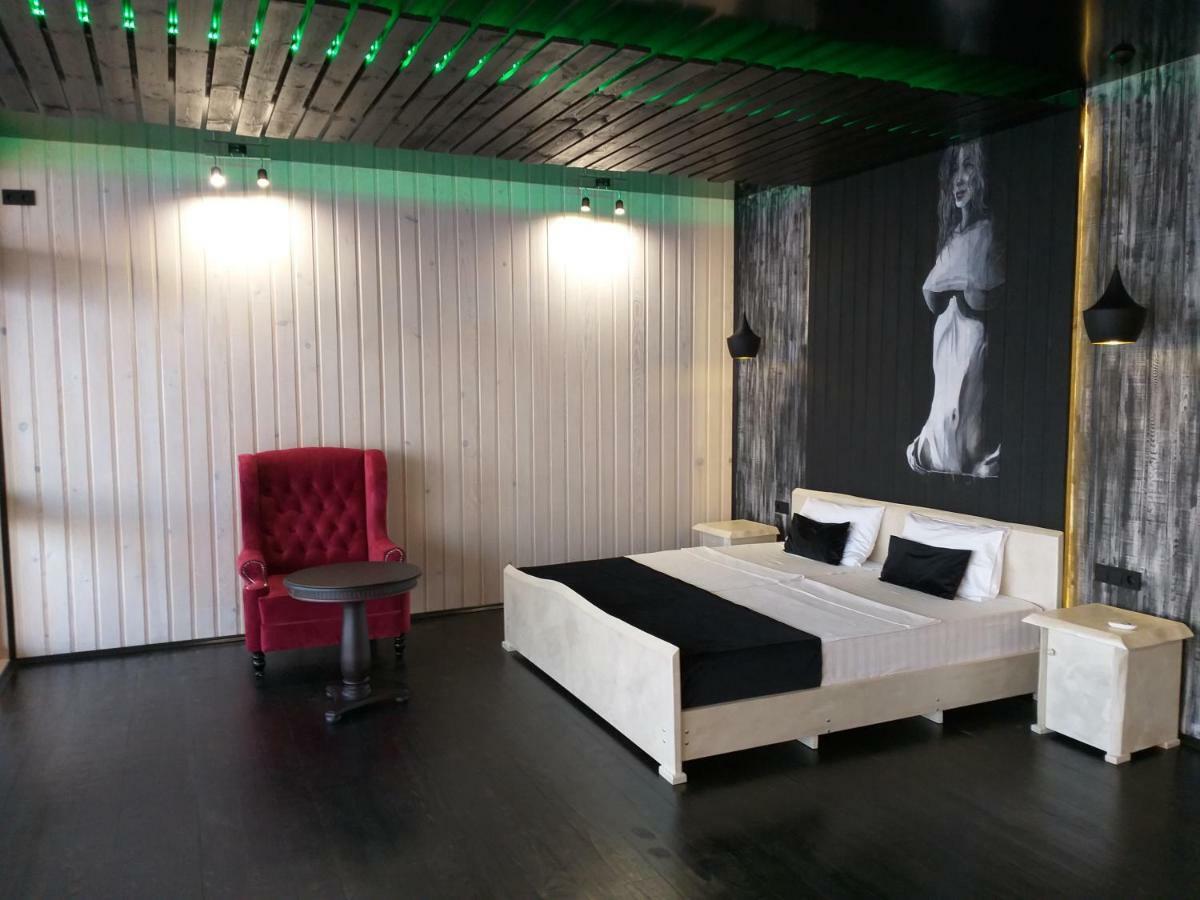 Captain Black Hotel Pizunda Eksteriør bilde