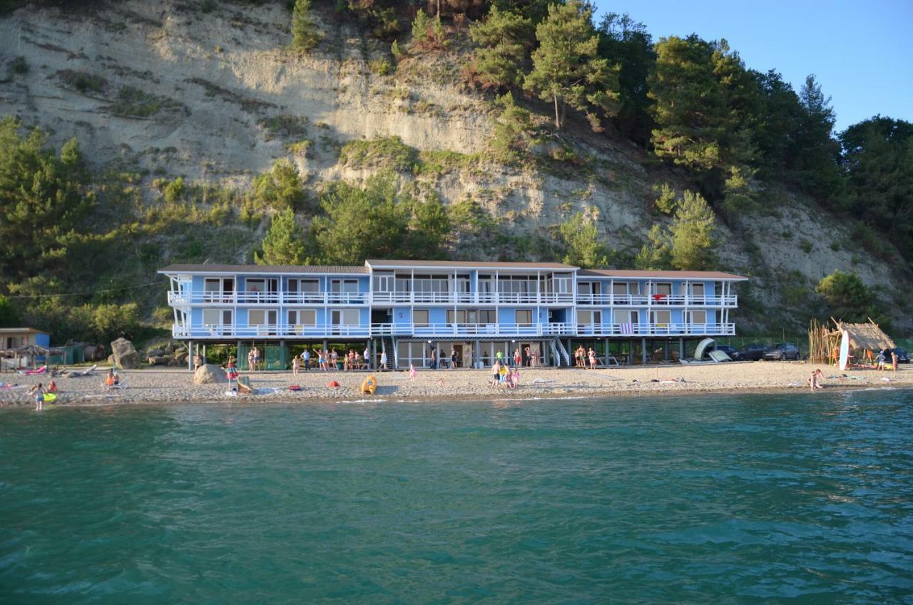 Captain Black Hotel Pizunda Eksteriør bilde